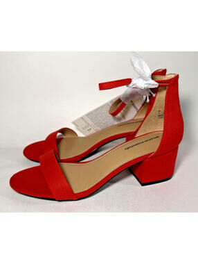 AMAZON ESSENTIALS Nola Ankle Strap Block Heel 2 inch Red